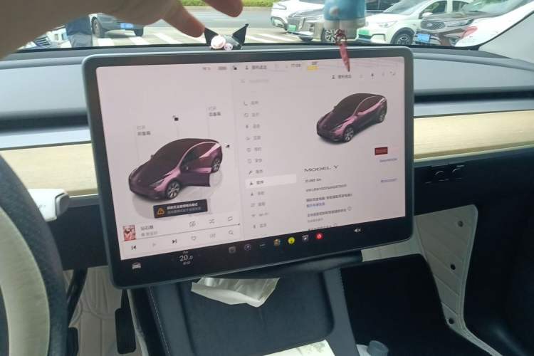 Used Tesla Model Y 2022 Revised Version Rear-Wheel Drive Audio And AC Panel