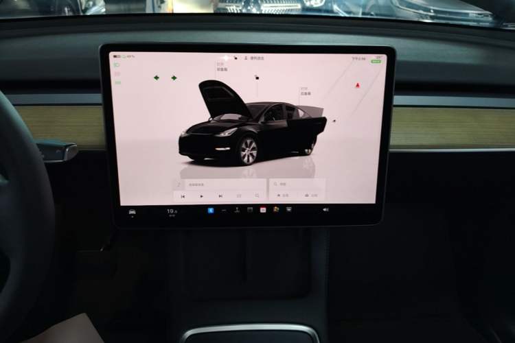 Used Tesla Model Y 2022 Revised Version Rear-Wheel Drive Audio And AC Panel