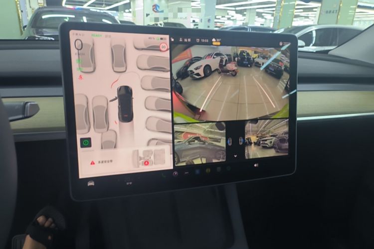 Used Tesla Model Y 2022 Revised Version Rear-Wheel Drive Audio And AC Panel
