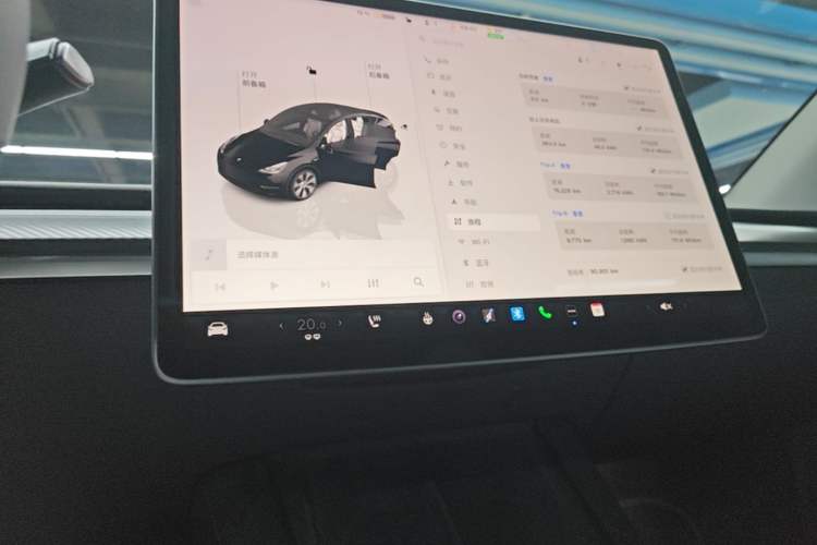 Used Tesla Model Y 2022 Revised Version Long-Range All-Wheel Drive Audio And AC Panel