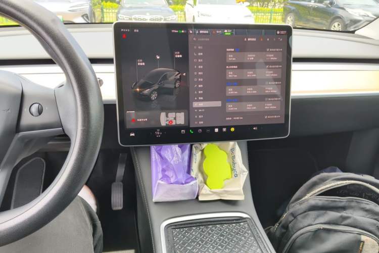 Used Tesla Model Y 2022 Revised Version Rear-Wheel Drive Audio And AC Panel