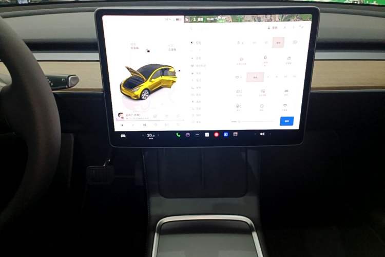 Used Tesla Model Y 2022 Revised Version Rear-Wheel Drive Audio And AC Panel