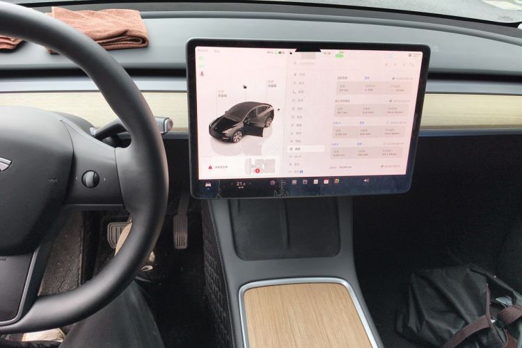 Used Tesla Model Y 2022 Revised Version Rear-Wheel Drive Audio And AC Panel