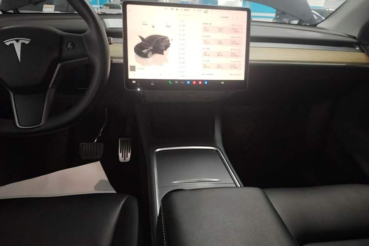 Used Tesla Model Y 2022 Revised Version Rear-Wheel Drive Audio And AC Panel