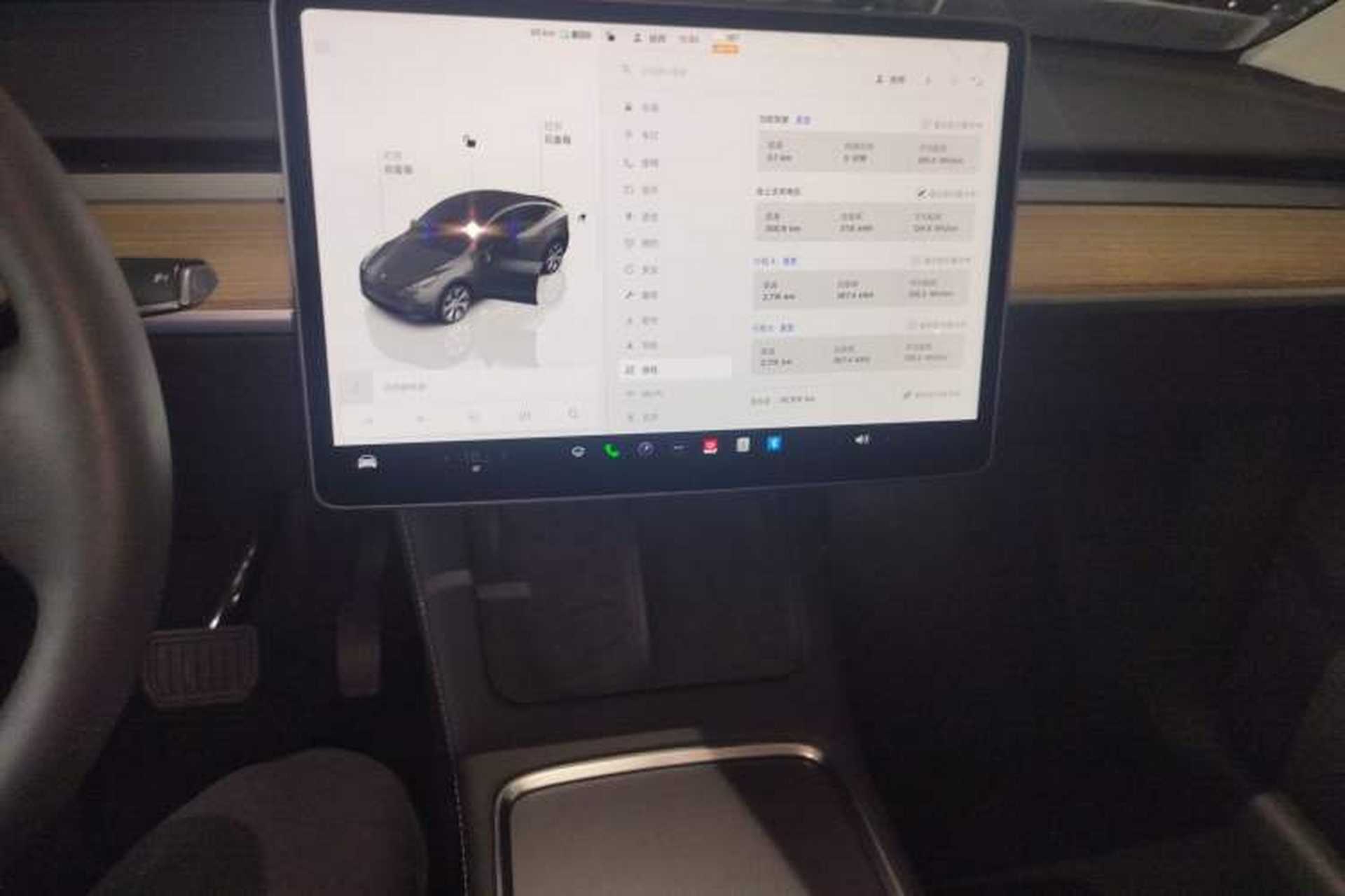 Used Tesla Model Y 2022 Rear-Wheel-Drive Version Audio And AC Panel