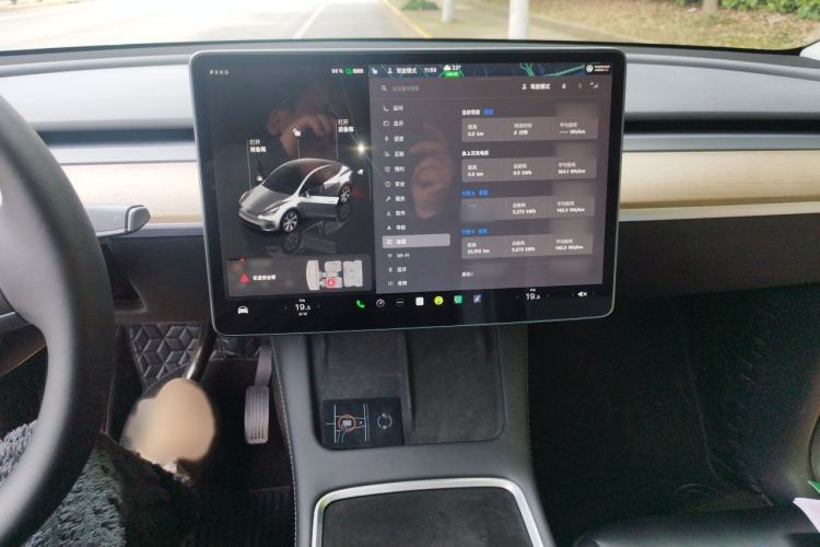 Used Tesla Model Y 2022 Rear-Wheel-Drive Version Audio And AC Panel