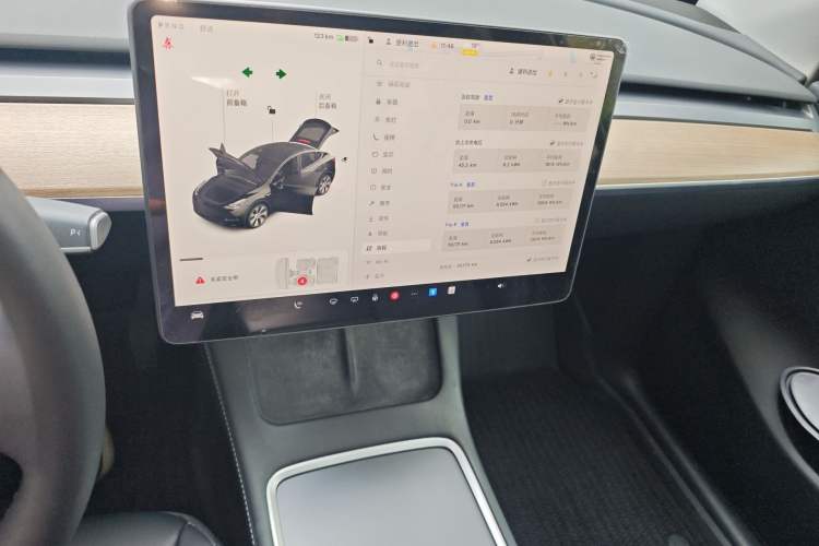 Used Tesla Model Y 2022 Rear-Wheel-Drive Version Audio And AC Panel