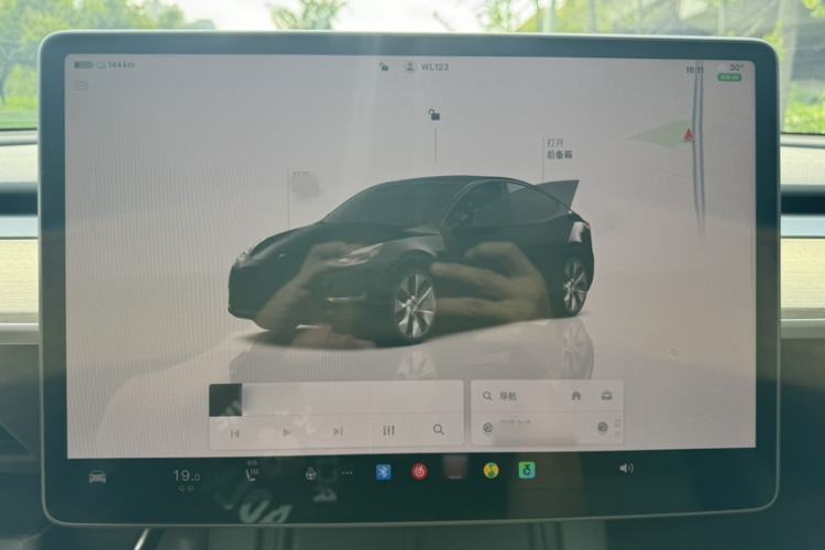 Used Tesla Model Y 2022 Revised Version Long-Range All-Wheel Drive Audio And AC Panel