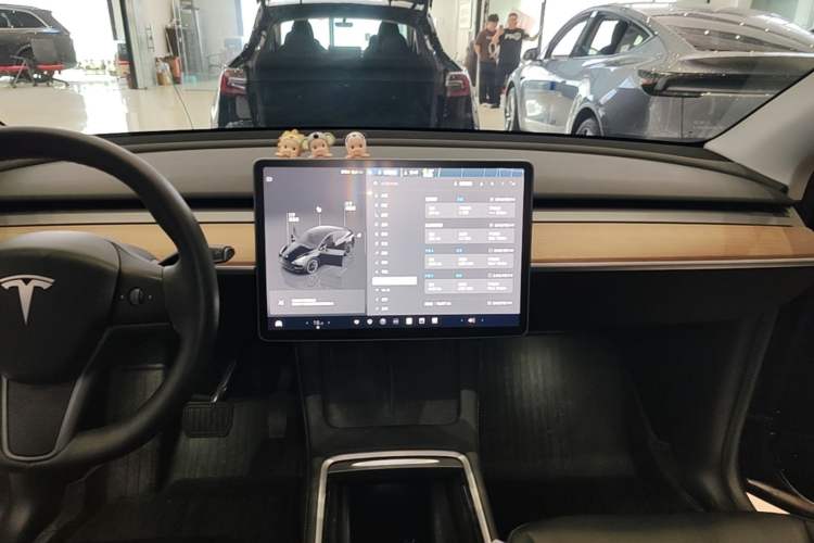 Used Tesla Model Y 2022 Rear-Wheel-Drive Version Audio And AC Panel