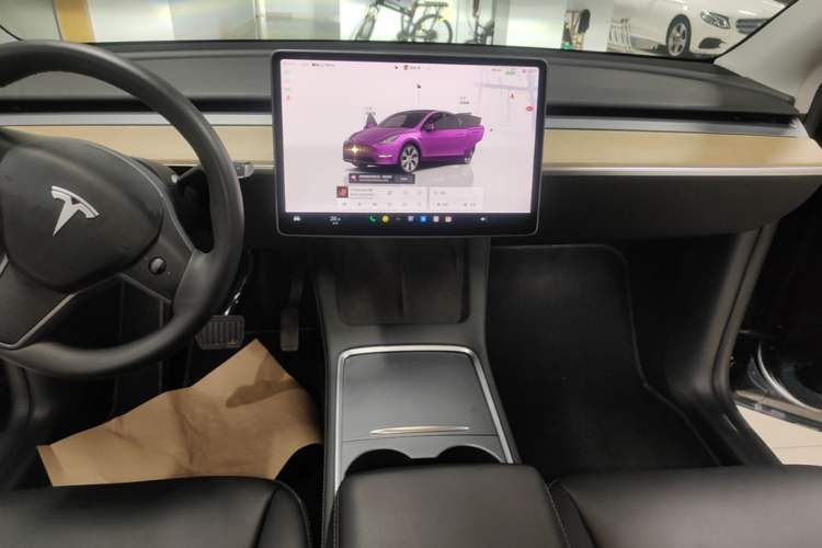 Used Tesla Model Y 2022 Revised Version Rear-Wheel Drive Audio And AC Panel