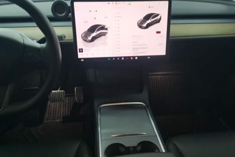 Used Tesla Model Y 2022 Long-Range All-Wheel-Drive Version Audio And AC Panel