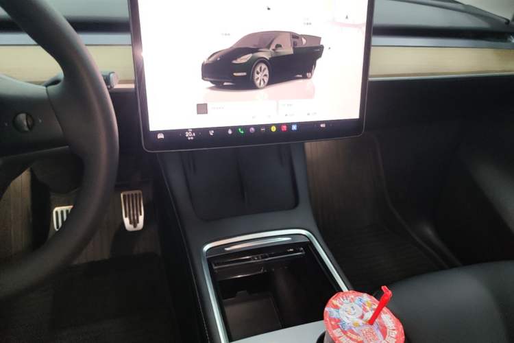 Used Tesla Model Y 2022 Rear-Wheel-Drive Version Audio And AC Panel