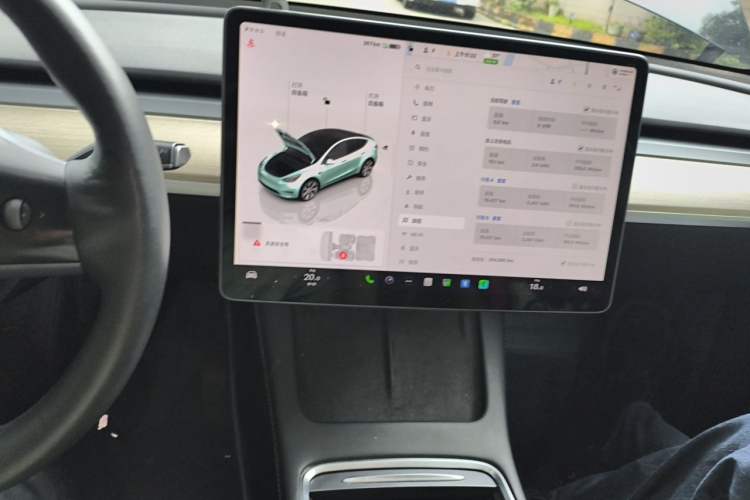 Used Tesla Model Y 2022 Rear-Wheel-Drive Version Audio And AC Panel