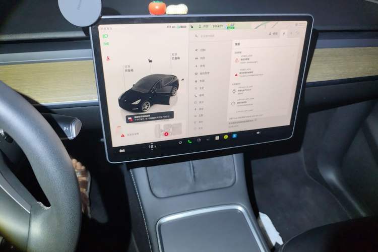 Used Tesla Model Y 2022 Revised Version Rear-Wheel Drive Audio And AC Panel