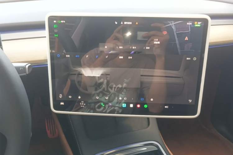 Used Tesla Model Y 2022 Revised Version Rear-Wheel Drive Audio And AC Panel