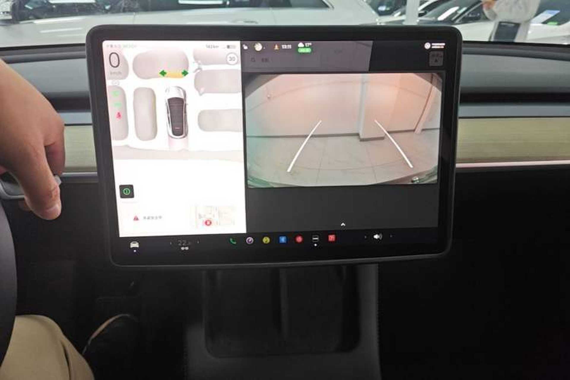 Used Tesla Model Y 2022 Revised Version Rear-Wheel Drive Audio And AC Panel