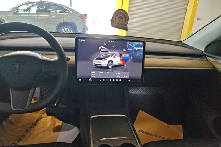 Used Tesla Model Y 2022 Revised Version Rear-Wheel Drive Audio And AC Panel