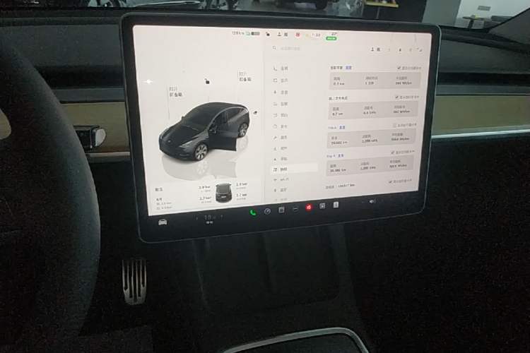 Used Tesla Model Y 2022 Revised Version Rear-Wheel Drive Audio And AC Panel
