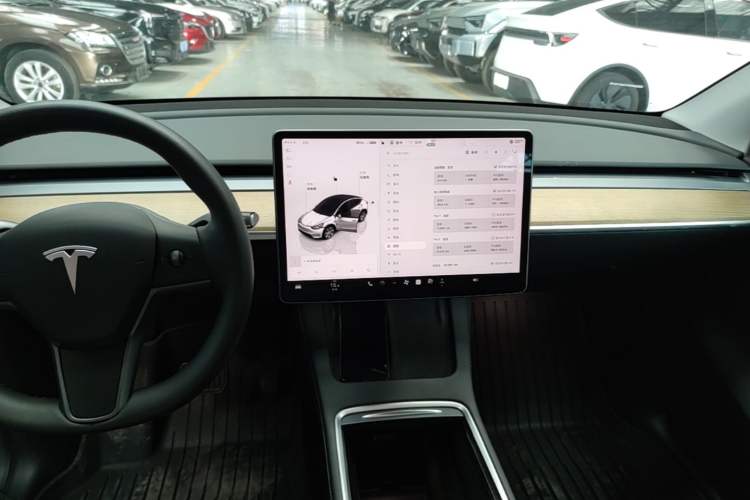Used Tesla Model Y 2022 Revised Version Rear-Wheel Drive Audio And AC Panel