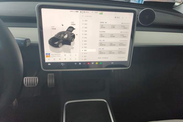 Used Tesla Model Y 2022 Performance High-Performance All-Wheel-Drive Version Audio And AC Panel