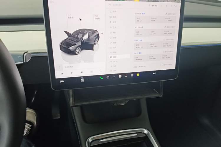 Used Tesla Model Y 2022 Revised Version Rear-Wheel Drive Audio And AC Panel