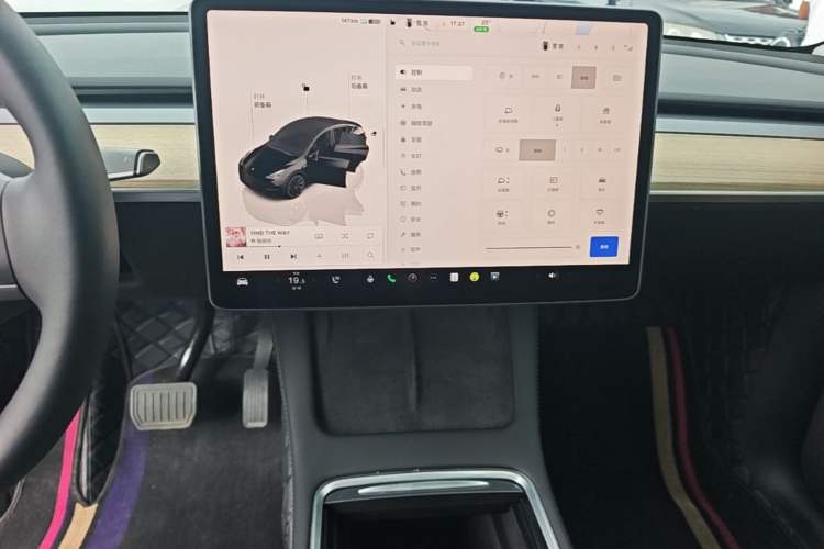 Used Tesla Model Y 2022 Revised Version Rear-Wheel Drive Audio And AC Panel