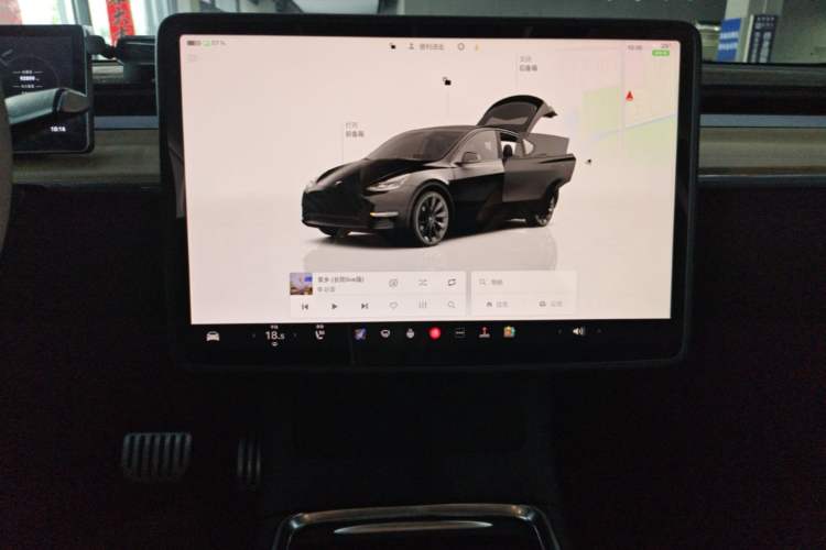 Used Tesla Model Y 2022 Long-Range All-Wheel-Drive Version Audio And AC Panel