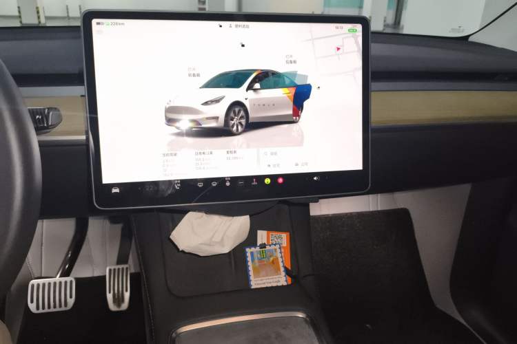 Used Tesla Model Y 2022 Rear-Wheel-Drive Version Audio And AC Panel