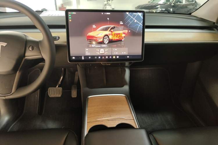 Used Tesla Model Y 2022 Revised Version Rear-Wheel Drive Audio And AC Panel