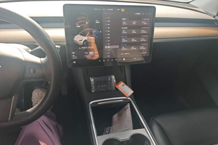Used Tesla Model Y 2022 Rear-Wheel-Drive Version Audio And AC Panel