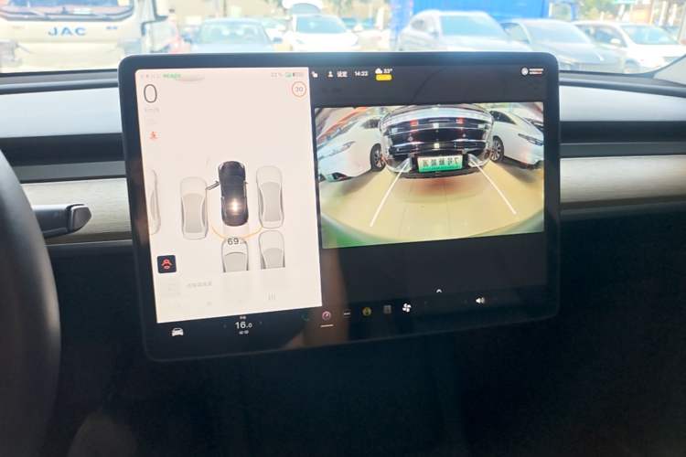 Used Tesla Model Y 2022 Revised Version Rear-Wheel Drive Audio And AC Panel