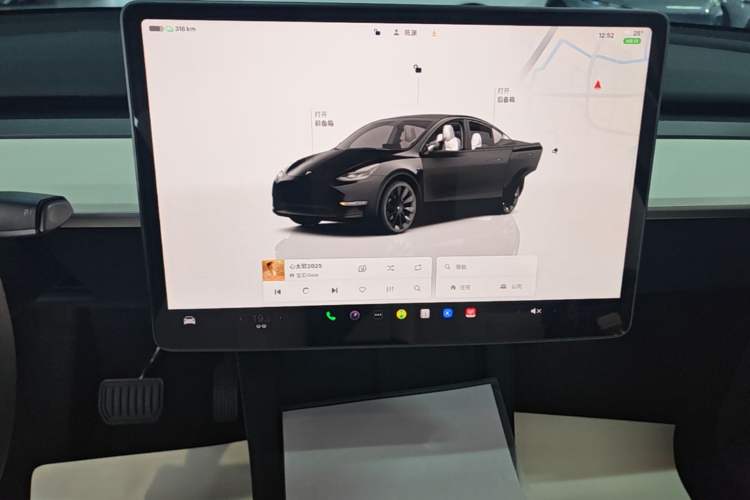 Used Tesla Model Y 2022 Rear-Wheel-Drive Version Audio And AC Panel