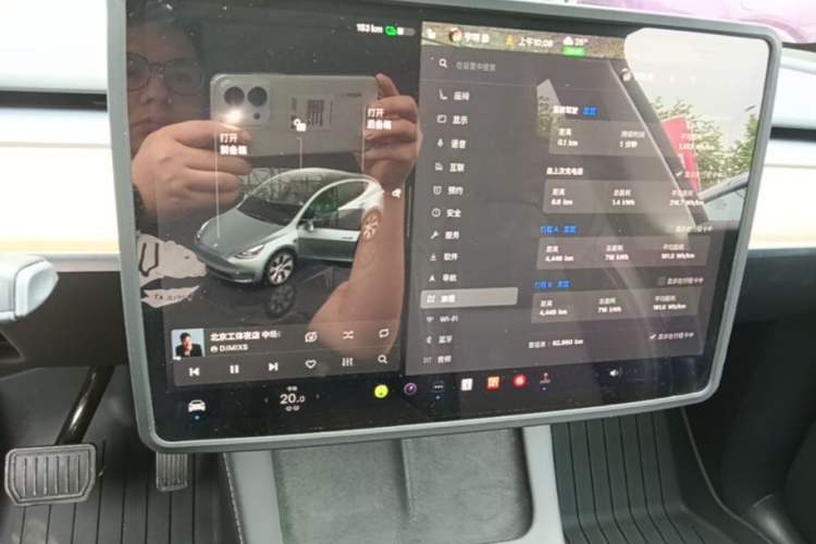 Used Tesla Model Y 2022 Revised Version Rear-Wheel Drive Audio And AC Panel