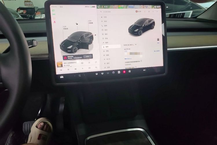 Used Tesla Model Y 2022 Revised Version Rear-Wheel Drive Audio And AC Panel