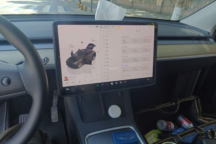 Used Tesla Model Y 2022 Revised Version Rear-Wheel Drive Audio And AC Panel