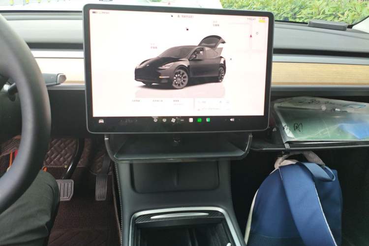 Used Tesla Model Y 2022 Rear-Wheel-Drive Version Audio And AC Panel