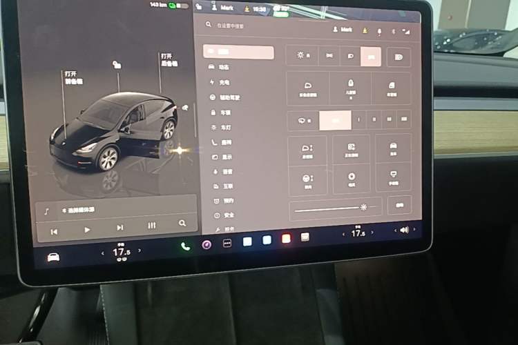 Used Tesla Model Y 2022 Revised Version Rear-Wheel Drive Audio And AC Panel