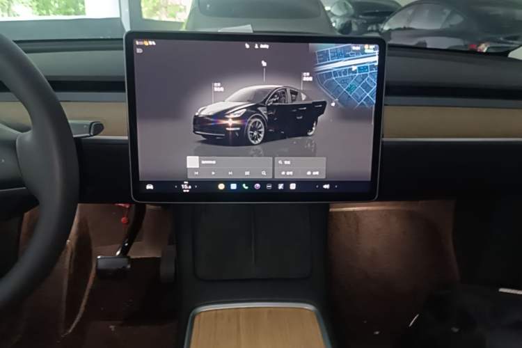 Used Tesla Model Y 2022 Long-Range All-Wheel-Drive Version Audio And AC Panel