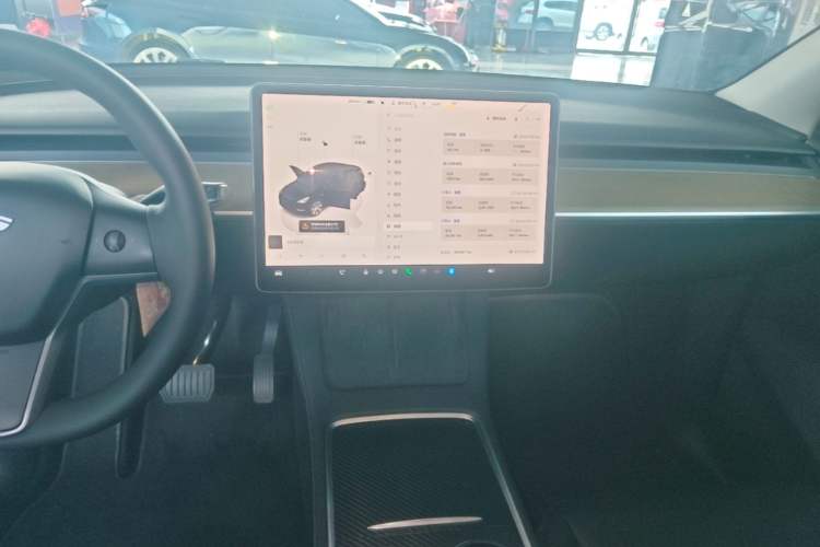 Used Tesla Model Y 2022 Revised Version Rear-Wheel Drive Audio And AC Panel