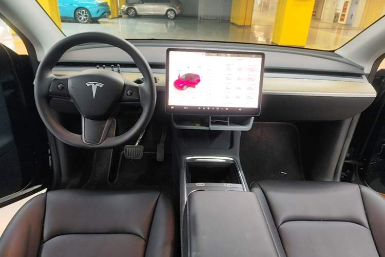 Used Tesla Model Y 2022 Revised Version Rear-Wheel Drive Audio And AC Panel