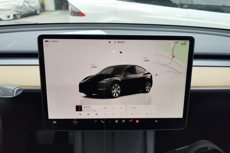 Used Tesla Model Y 2022 Rear-Wheel-Drive Version Audio And AC Panel