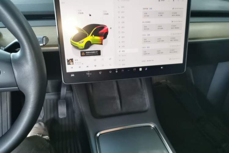 Used Tesla Model Y 2022 Rear-Wheel-Drive Version Audio And AC Panel