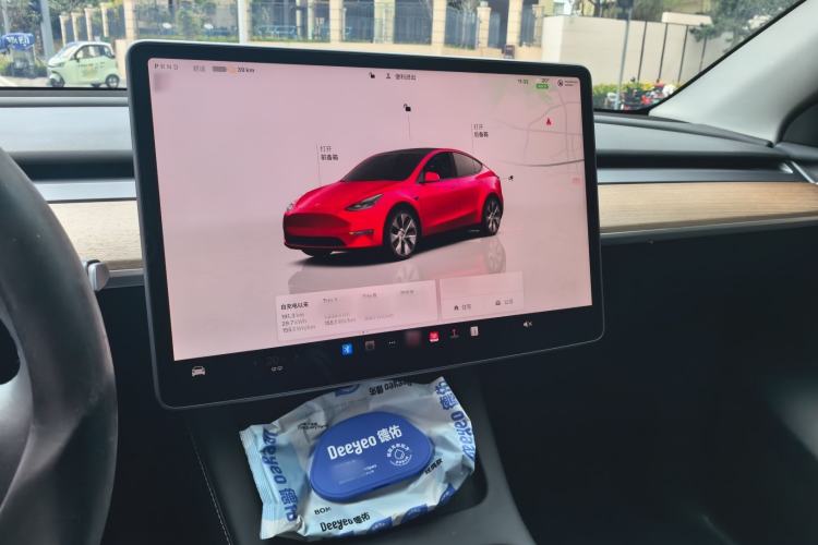 Used Tesla Model Y 2022 Rear-Wheel-Drive Version Audio And AC Panel