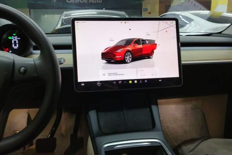 Used Tesla Model Y 2022 Rear-Wheel-Drive Version Audio And AC Panel