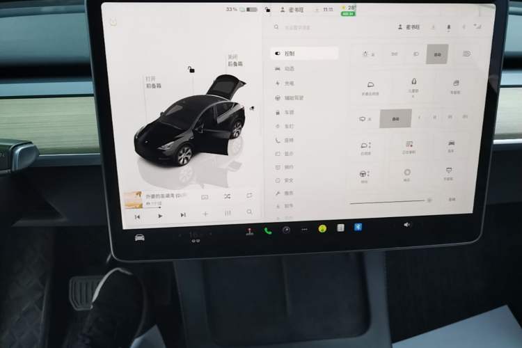 Used Tesla Model Y 2022 Revised Version Rear-Wheel Drive Audio And AC Panel