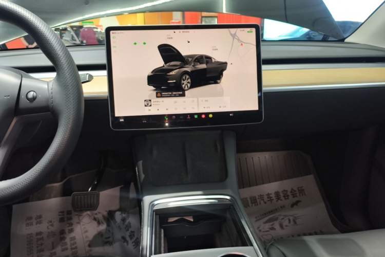 Used Tesla Model Y 2022 Rear-Wheel-Drive Version Audio And AC Panel