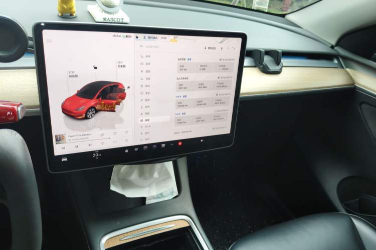 Used Tesla Model Y 2022 Long-Range All-Wheel-Drive Version Audio And AC Panel
