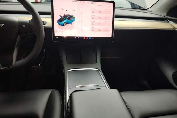 Used Tesla Model Y 2022 Revised Version Rear-Wheel Drive Audio And AC Panel