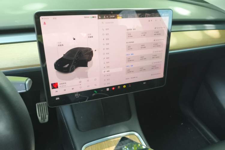 Used Tesla Model Y 2022 Long-Range All-Wheel-Drive Version Audio And AC Panel