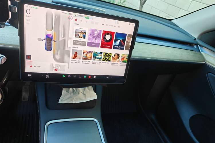 Used Tesla Model Y 2022 Revised Version Rear-Wheel Drive Audio And AC Panel